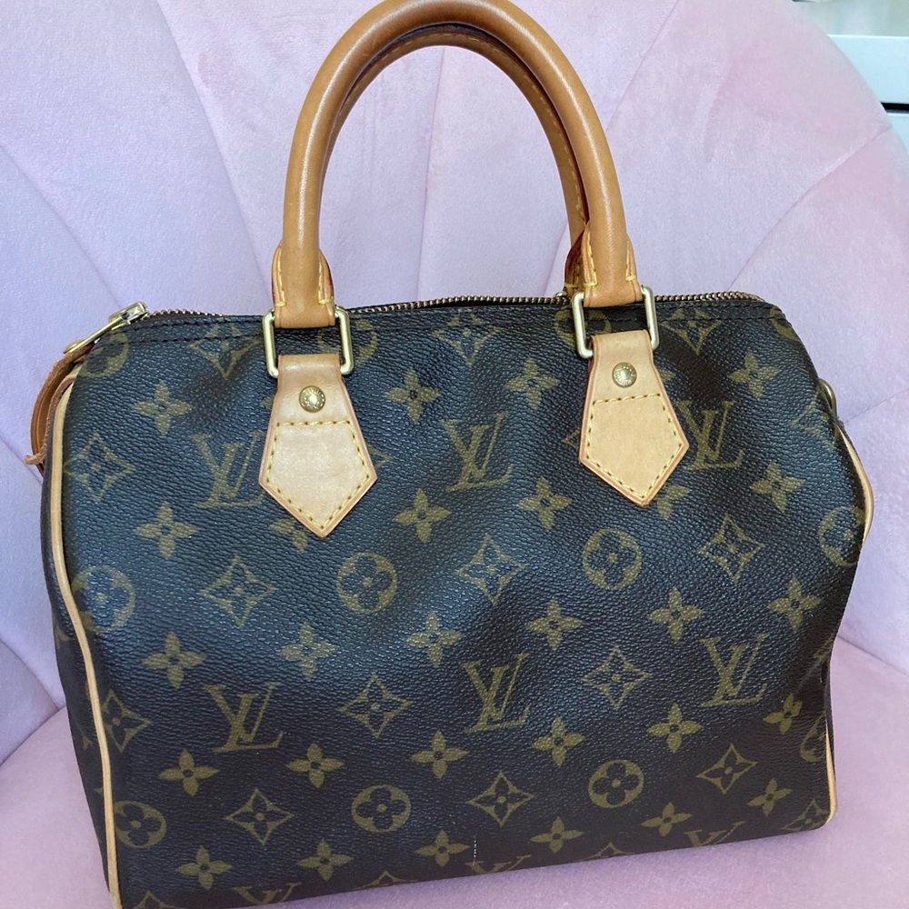 Authentic Louis Vuitton Speedy 25